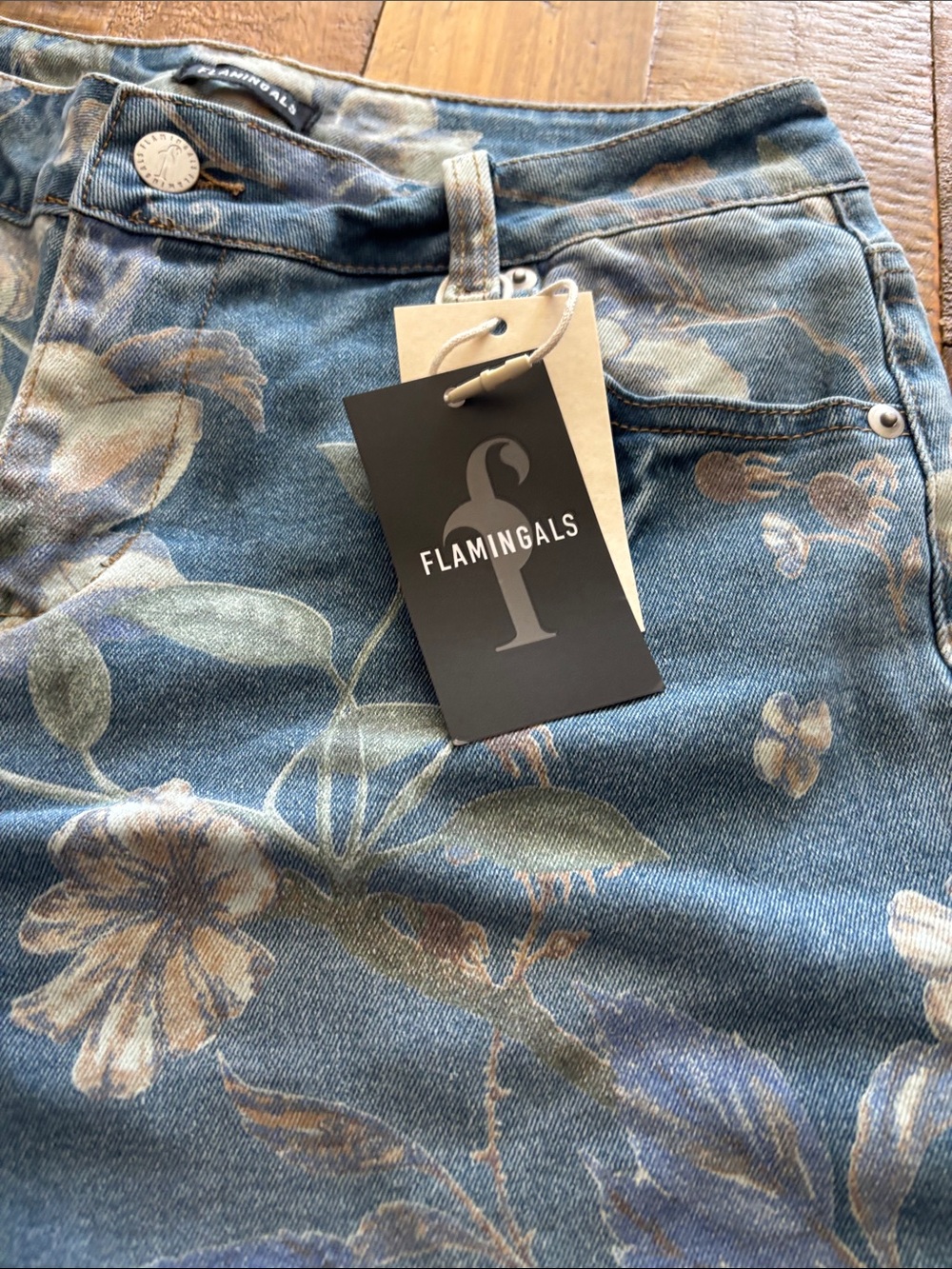 Flamingals Floral Print Wide-Leg Cropped Jeans - Blue - Picture 3 of 6
